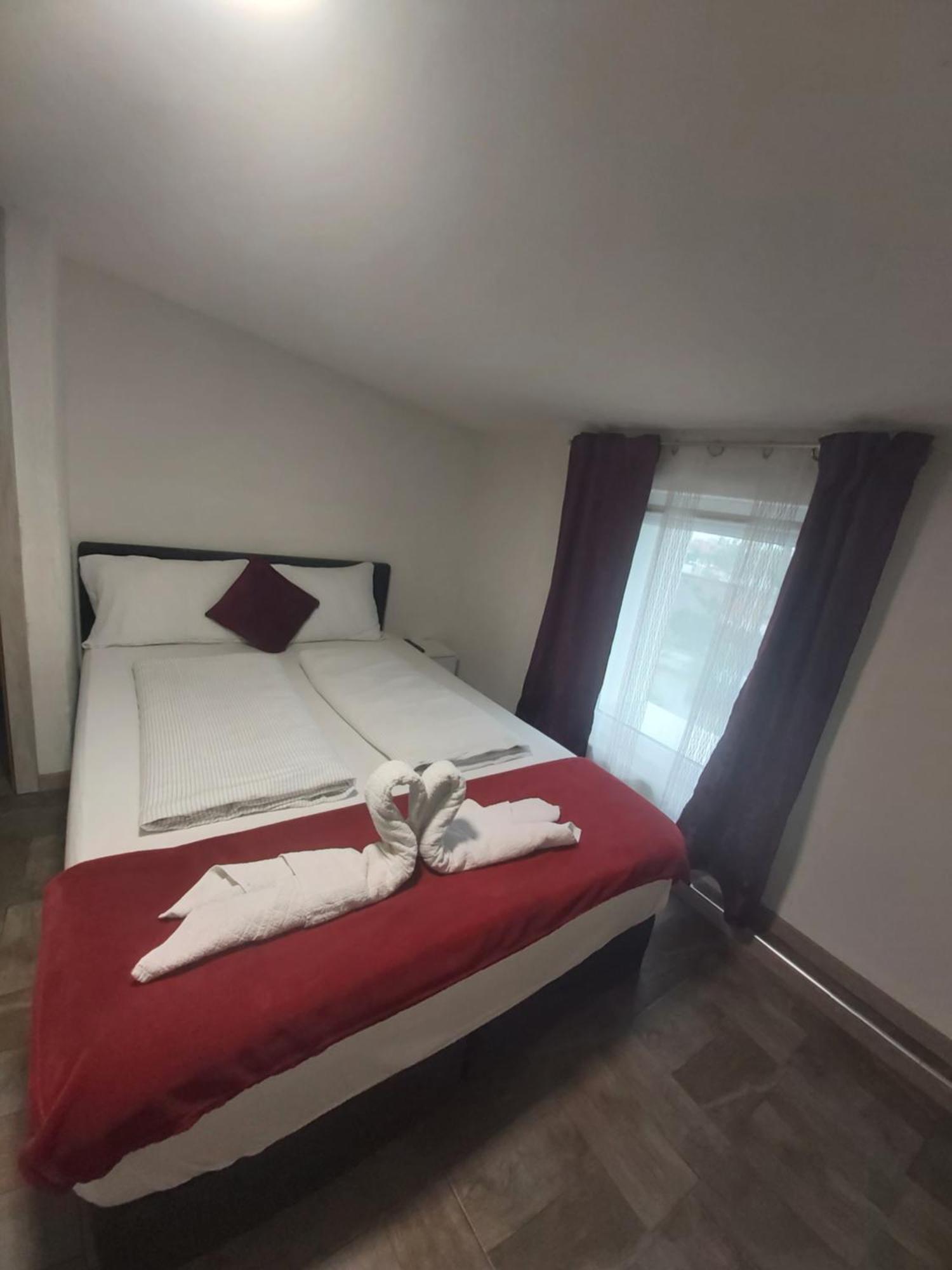 Panda Rooms Maribor Kültér fotó