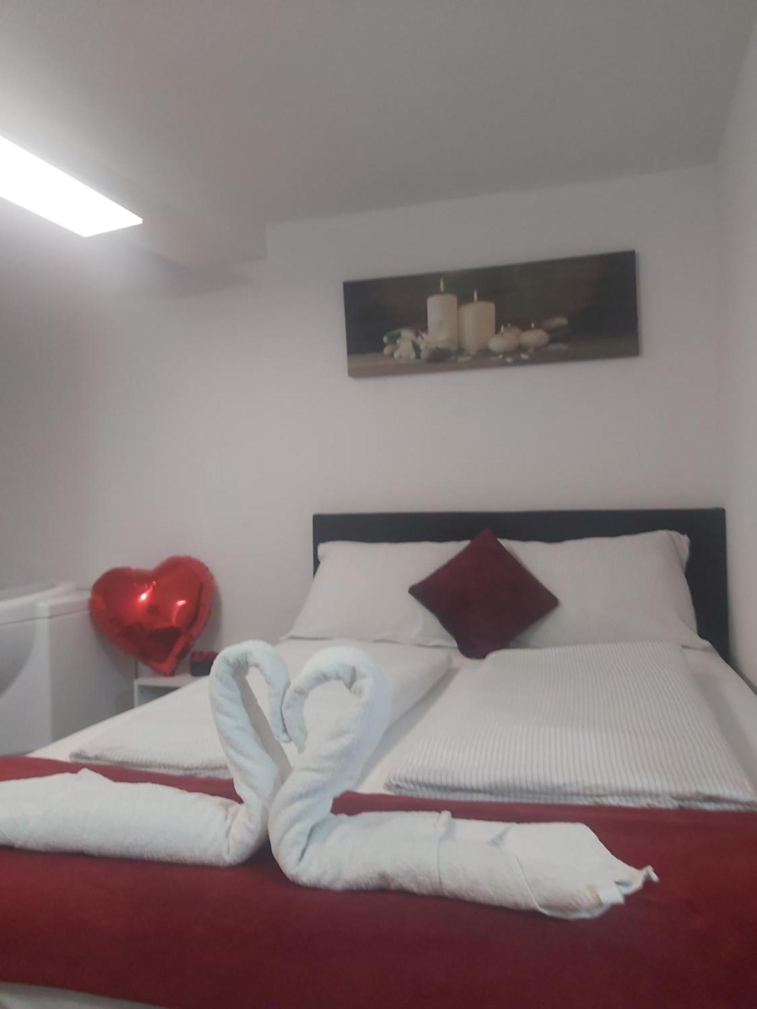 Panda Rooms Maribor Szoba fotó